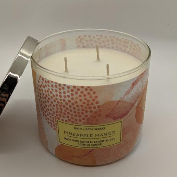 NEW - Bath & Body Works Pineapple Mango Scented 3 Wick Candle - Picture 2 of 2